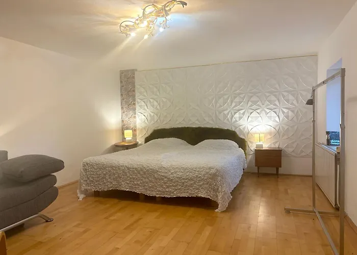 Granny's Cosy Zwaring-Pols